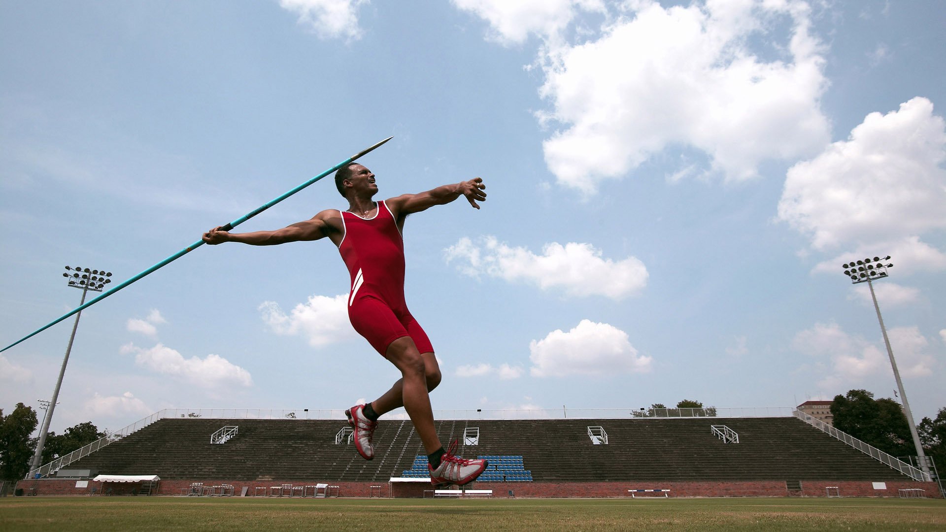 奥利维耶爆发改写历史，几内亚爆冷巴拉圭背后的足球哲学