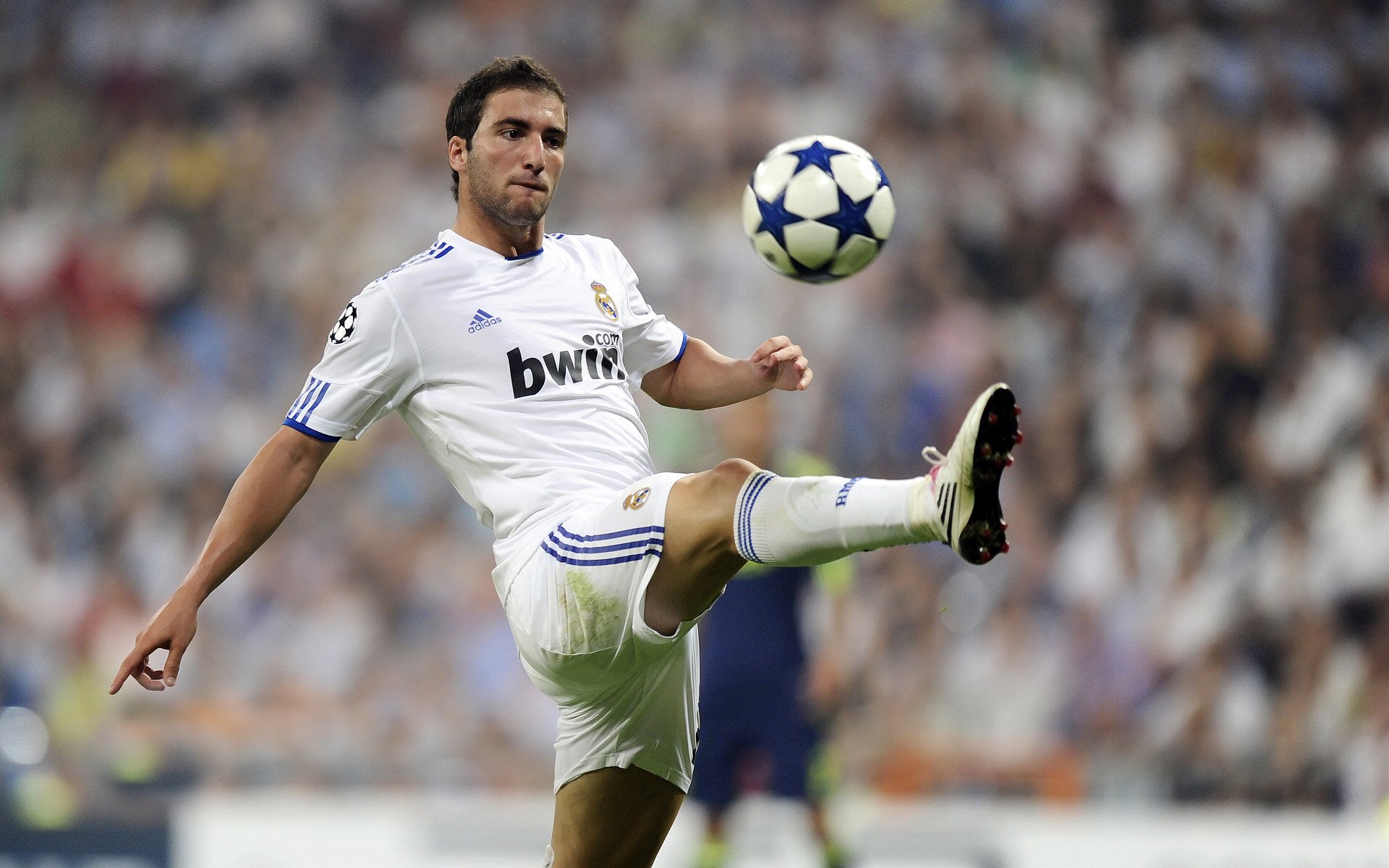 马克西的独舞，当勇士的星光被一人的锋芒掩盖